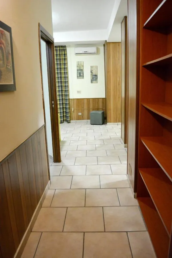 Charming Apartment Near The Sea In Reggio Calabria 34 M² Parking Included Italy