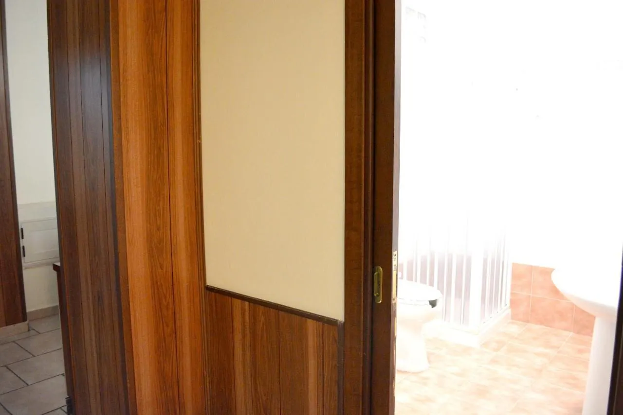 Charming Apartment Near The Sea In Reggio Calabria 34 M² Parking Included