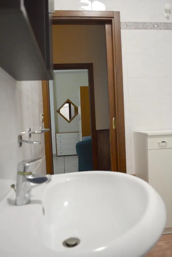 Charming Apartment Near The Sea In Reggio Calabria 34 M² Parking Included 0*,